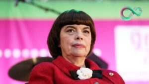 Quel est le père du fils de Mireille Mathieu ? Rares Confidences sur sa Vie à 77 Ans