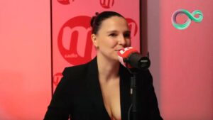 Anne Sila et Julien Doré en Couple : Leur Prestation Époustouflante à The Voice