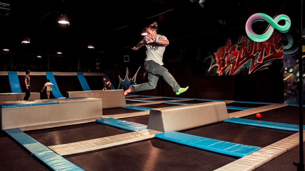 Space Jump Évry : Découvrez le Meilleur Trampoline Park de l'Essonne