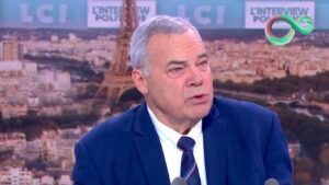 Peer de Jong : Origine du nom et son influence dans les forces armées françaises